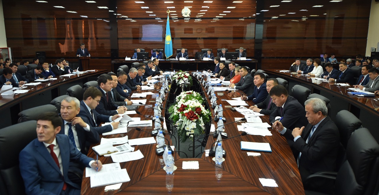 وقو-دا «جاسىل ەكونوميكا» تۇجىرىمداماسىن ىسكە اسىرۋ بارىسى تالقىلاندى