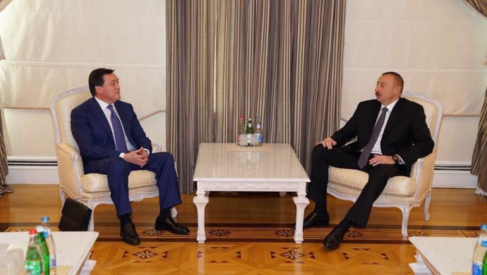 اسقار مامين ازەربايجان پرەزيدەنتىنىڭ قابىلداۋىندا بولدى