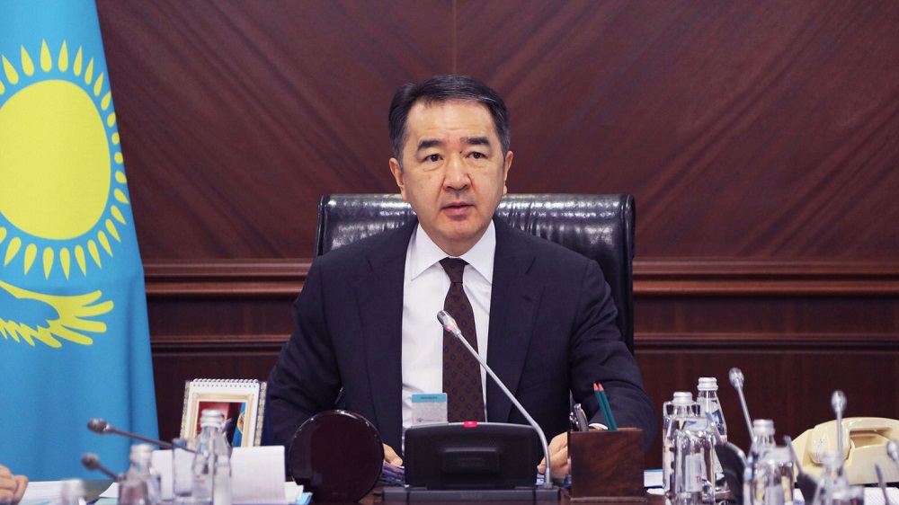 ساعىنتاەۆ ورگانيكالىق ونىمگە ايرىقشا ەكپىن قويۋدى تاپسىردى