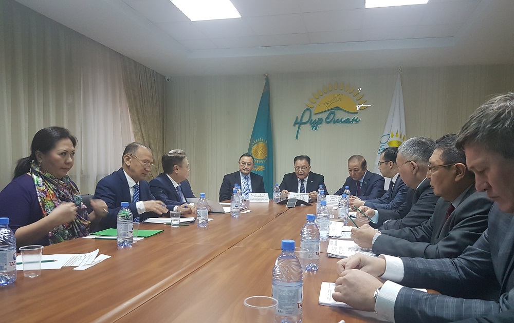 «نۇر وتان» پارتياسىندا «كوش كولىكتى بولسىن» اكتسياسى ءوتتى