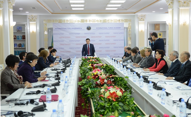 «اتالار ميراسى» مۋلتيمەديالىق قورى تانىستىرىلدى 