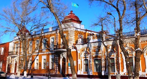 پاۆلودارداعى مۋزەيگە قيماق جاۋىنگەرى ورنالاسقان