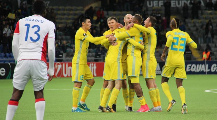 سەنساتسيا! «استانا» چەحيالىق «سلاۆيانى» جەڭىپ, پلەي-وففقا شىقتى