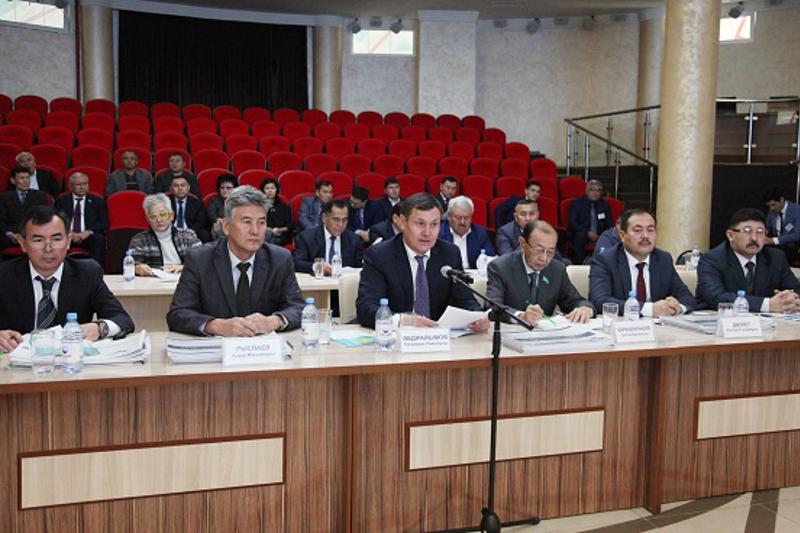 تارازدا جاڭا شاعىن اۋداندار سالىنادى