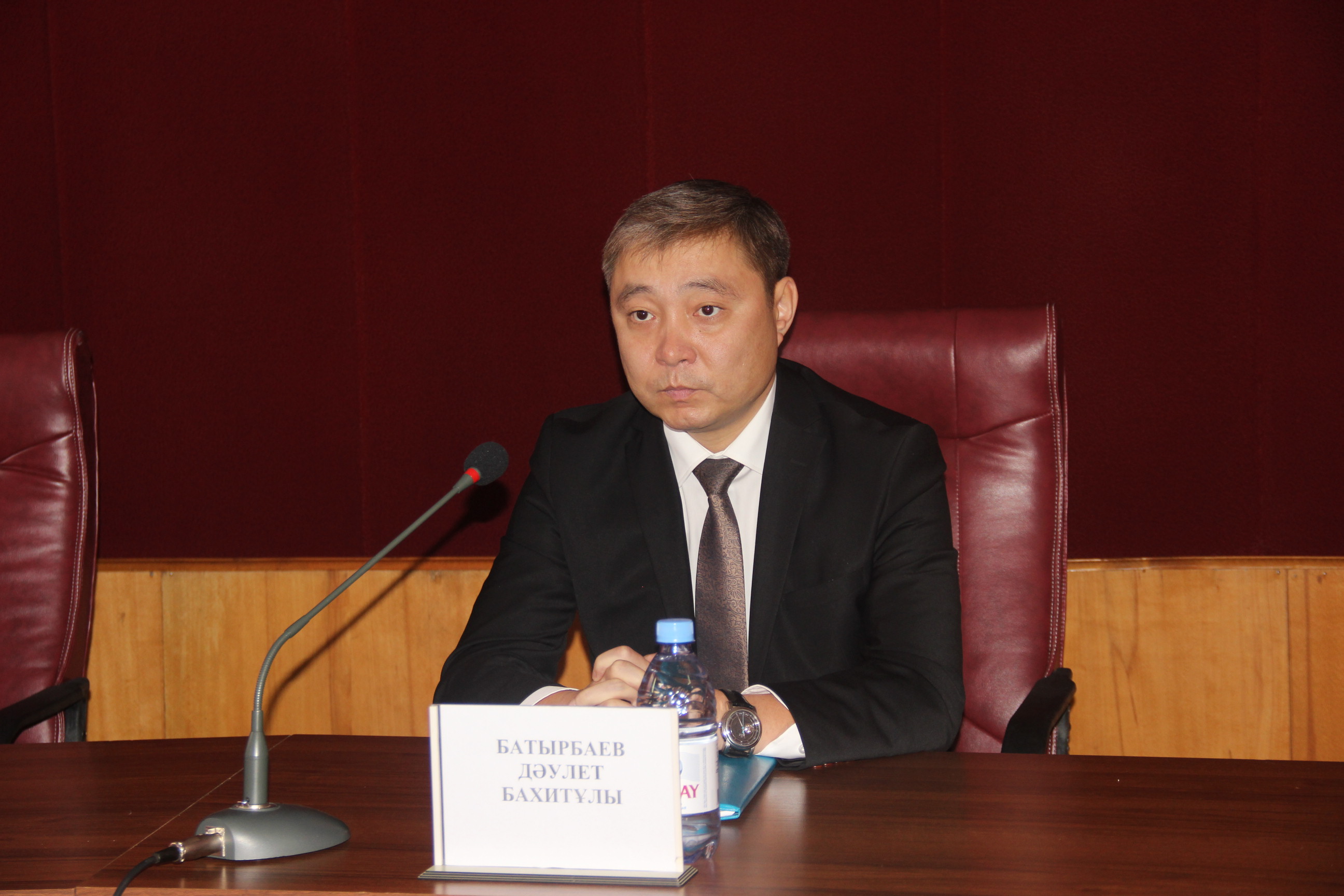 شقو بەسقاراعاي اۋدانىنا جاڭا اكىم تاعايىندالدى