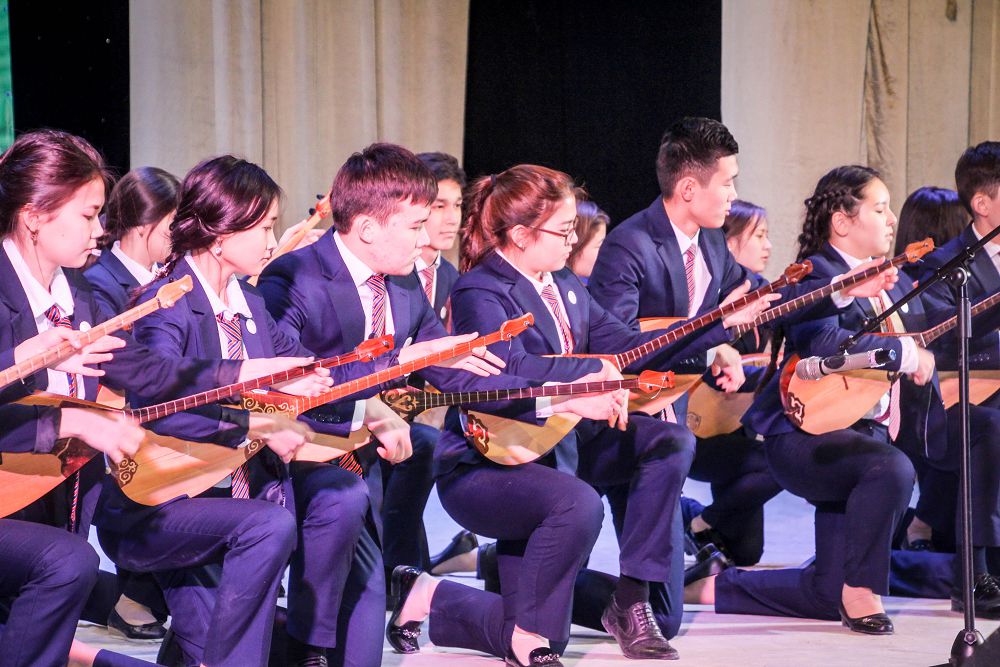 اتىراۋدا « ۇلى دالا مۇراگەرلەرى» اتتى وقۋشىلاردىڭ شىعارماشىلىق ەسەبى ءوتتى