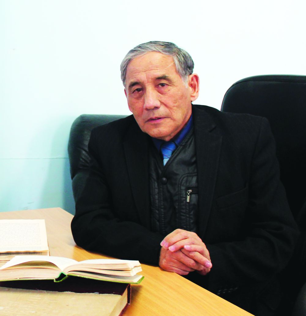 كوكشەتاۋدا التىن قازىق...