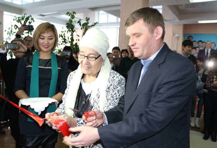 وسكەمەندە جاڭا ءالىپبيدى وقىپ-ۇيرەنۋ ورتالىعى اشىلدى