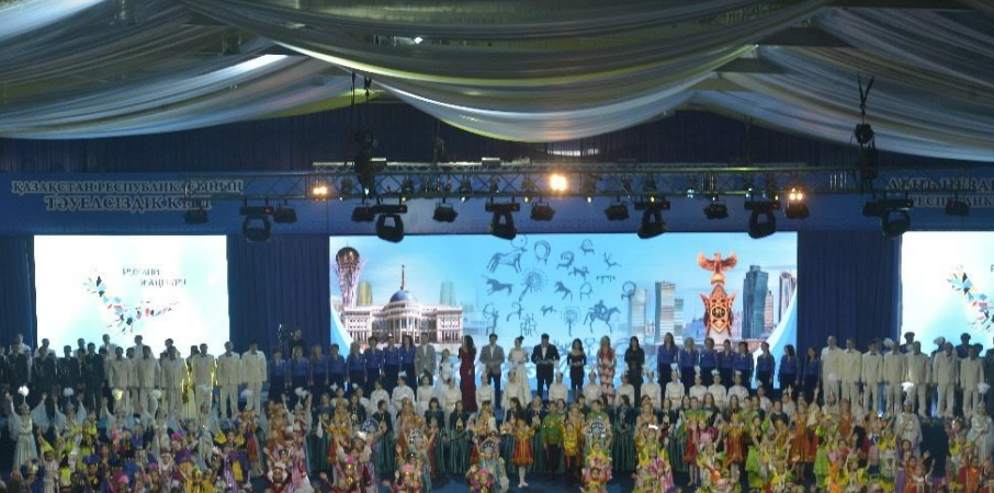 سولتۇستىك قازاقستادا تاۋەلسىزدىك كۇنى كەڭ كولەمدە اتاپ ءوتىلدى