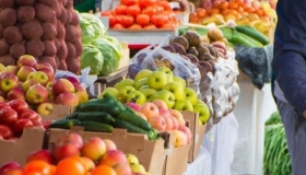 استانا بازارلارىندا قىزاناق پەن قياردىڭ باعاسى 550 تەڭگەدەن اسىرىلمايدى