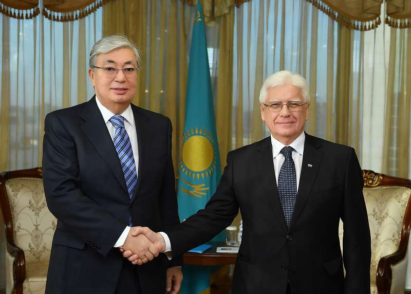 ق.توقاەۆ رەسەيدىڭ قازاقستانداعى ەلشىسى م.بوچارنيكوۆتى قابىلدادى