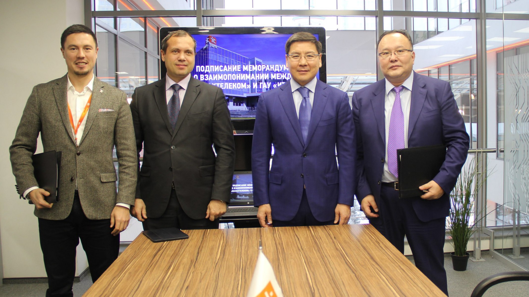 اسقار جۇماعاليەۆ باستاعان قازاقستاندىق دەلەگاتسيا جۇمىس ساپارىمەن قازانعا باردى