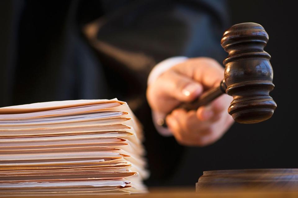 سولتۇستىك قازاقستاندا قاتىگەز ايەلگە قاتىستى سوت باستالدى