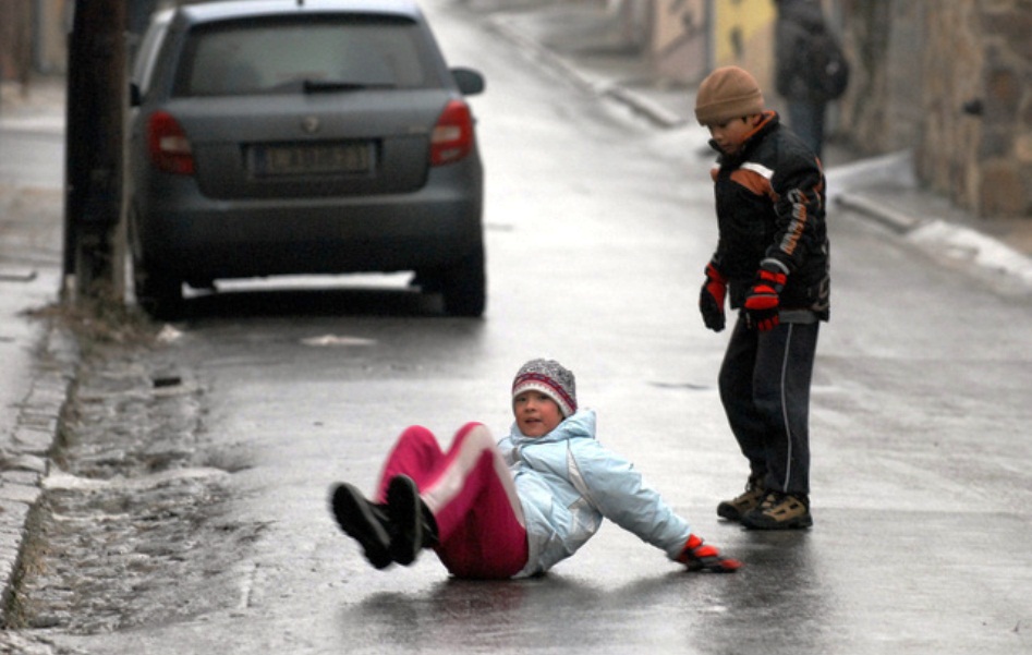 وسكەمەن مەن سەمەي مەكتەپتەرىندە كوكتايعاققا بايلانىستى ساباق توقتاتىلدى