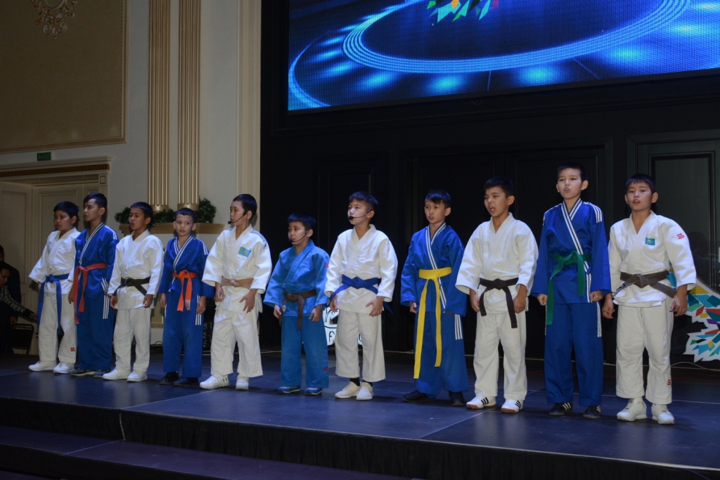 ماڭعىستاۋدا سپورت سالاسىنىڭ ۇزدىكتەرى ماراپاتتالدى