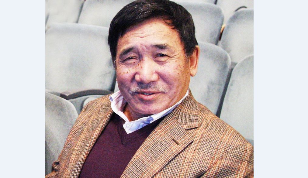 ەرجۇمان سمايىل!