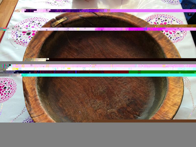 اۋليەدەن قالعان اعاش تاباق 