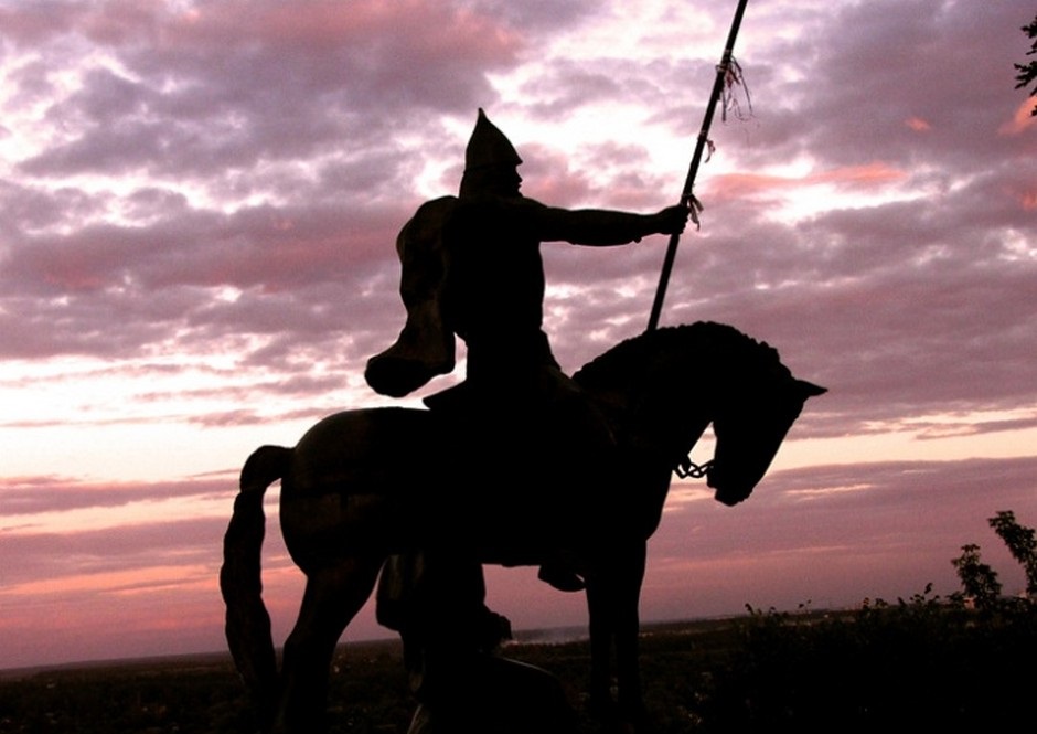 تولەباي باتىردىڭ ەسىمى بەرىلسە...