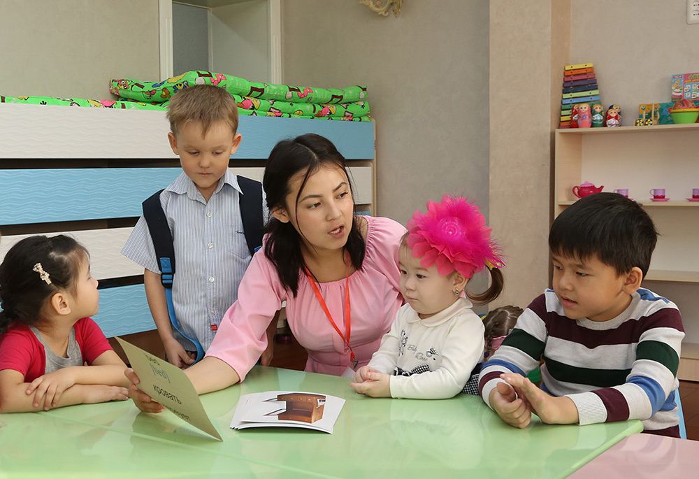 ويلاسۋ: شەت ءتىلىن قاي سىنىپتان باستاپ وقىتقان دۇرىس؟