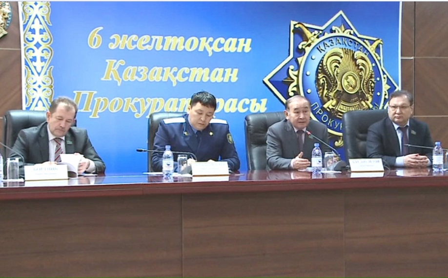 سەنات دەپۋتاتتارى ماڭعىستاۋ وبلىسىنىڭ الەۋمەتتىك-ەكونوميكالىق دامۋىن تالقىلادى