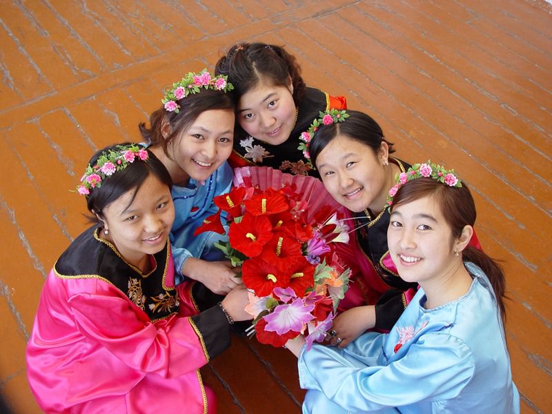 بىرلەستىكتەر بىرەگەيلىككە شاقىرادى