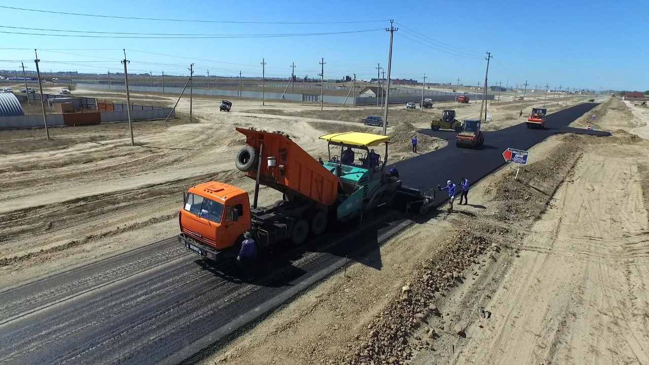 اتىراۋ تۇرعىندارى جول قۇرىلىسىن قاداعالايدى