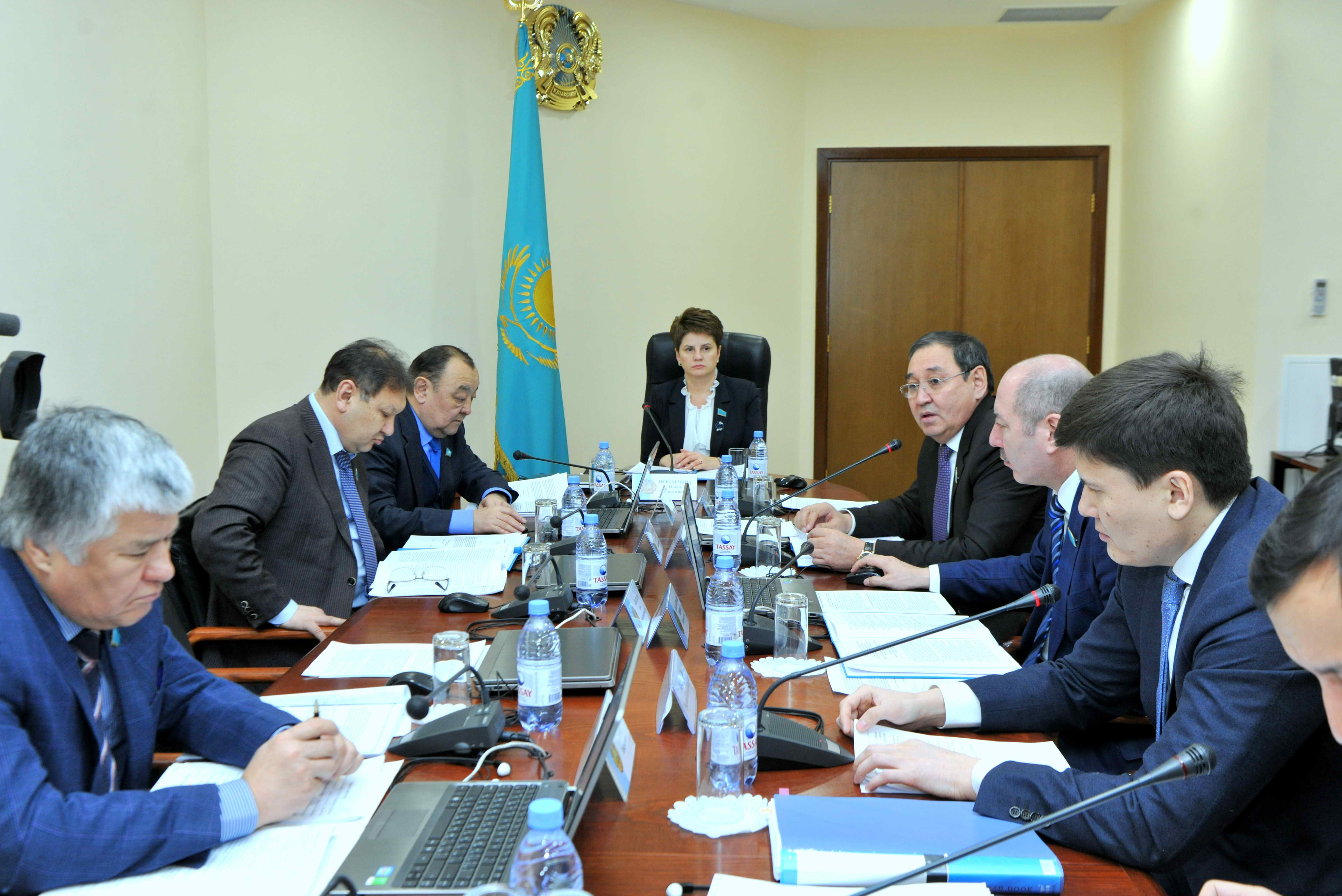 ۇندىستانمەن اراداعى قوسارلانعان سالىق سالۋدى بولدىرماۋ تۋرالى كونۆەنتسياعا تۇزەتۋلەر قارالدى