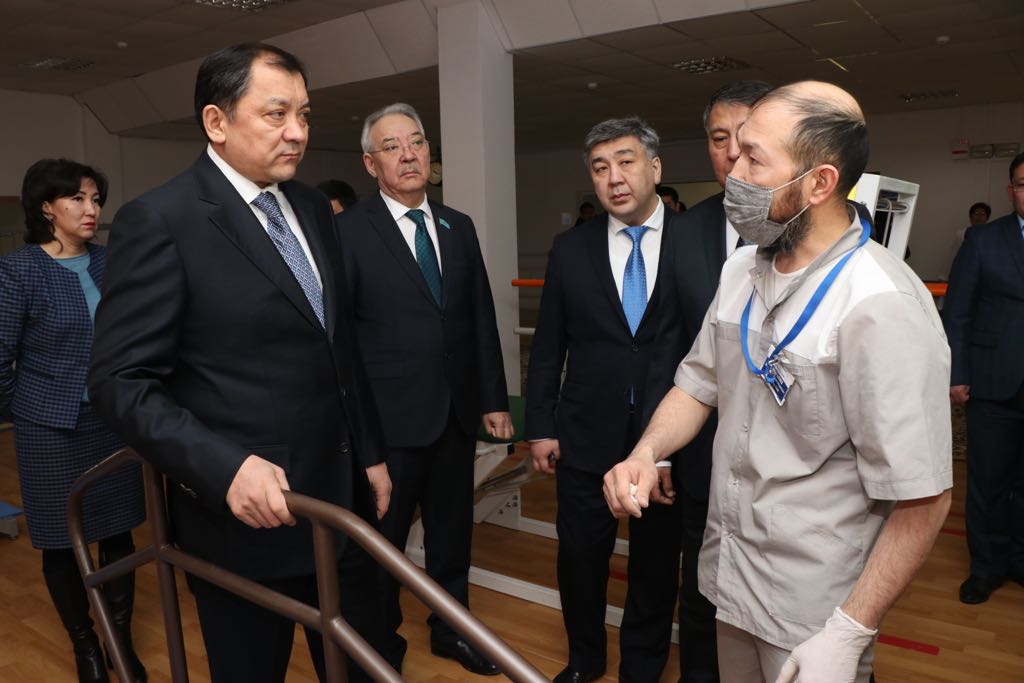 نۇرلان نوعاەۆ: شاقىرىلعان دارىگەرلەرگە قولايلى جاعداي جاساۋىمىز كەرەك