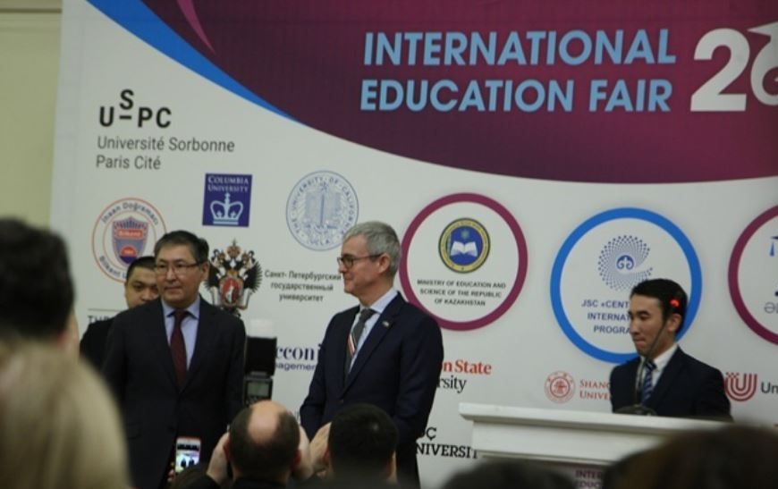 فرانتسيا ۇكىمەتى قازاقستاندىق ستۋدەنتتەرگە 100 ستيپەنديا قاراستىرىپ وتىر – فرانتسيا ەلشىسى