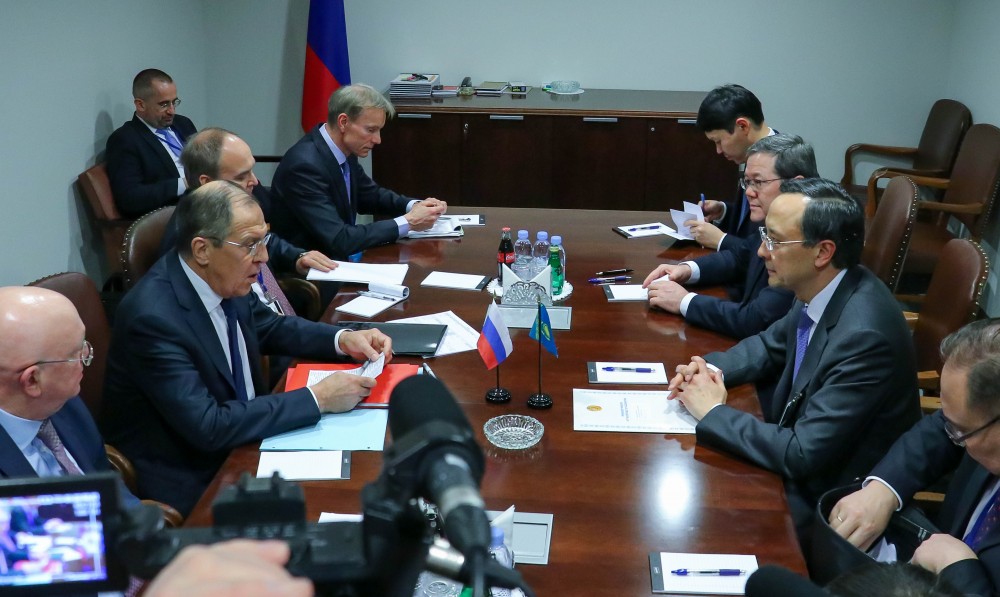 سىرتقى ىستەر ءمينيسترى نيۋ-يوركتە بىرنەشە كەزدەسۋ وتكىزدى