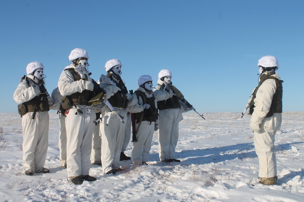 وسكەمەن مەن اياگوزدەگى اسكەري بولىمدەر جاۋىنگەرلىك دايارلىقتارىن پىسىقتادى