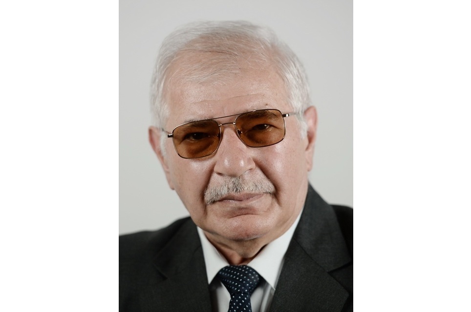 گاگيك ارۋتيۋنيان: ادام كاپيتالىنا ارقا سۇيەگەن جاڭعىرۋ
