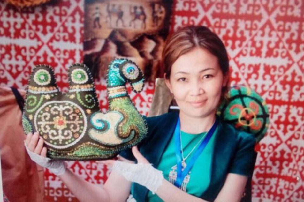 ۇلتتىق ناقىشتى تۋ ەتكەن