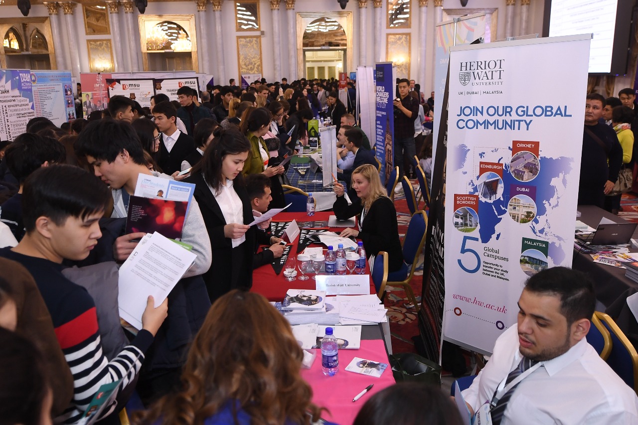 وڭتۇستىك جاستارىن شەتەلدىڭ وقۋ ورىندارى شاقىرادى