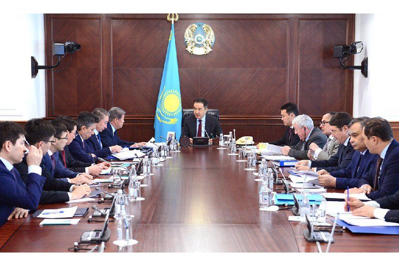 باقىتجان ساعىنتاەۆ «سامۇرىق-قازىنا» ۇاق» اق ديرەكتورلار كەڭەسىنىڭ وتىرىسىن وتكىزدى

