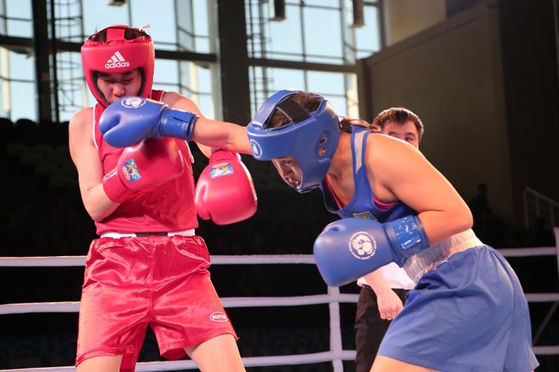 الماتىدا قىزدار اراسىندا وتكەن بوكس چەمپيوناتى مارەگە جەتتى 