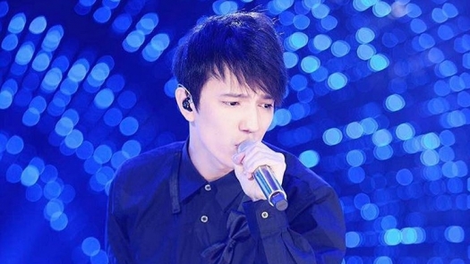 ديماش قۇدايبەرگەن قىتايدا «ۇزدىك ءارتىس» اتاعىنا يە بولدى