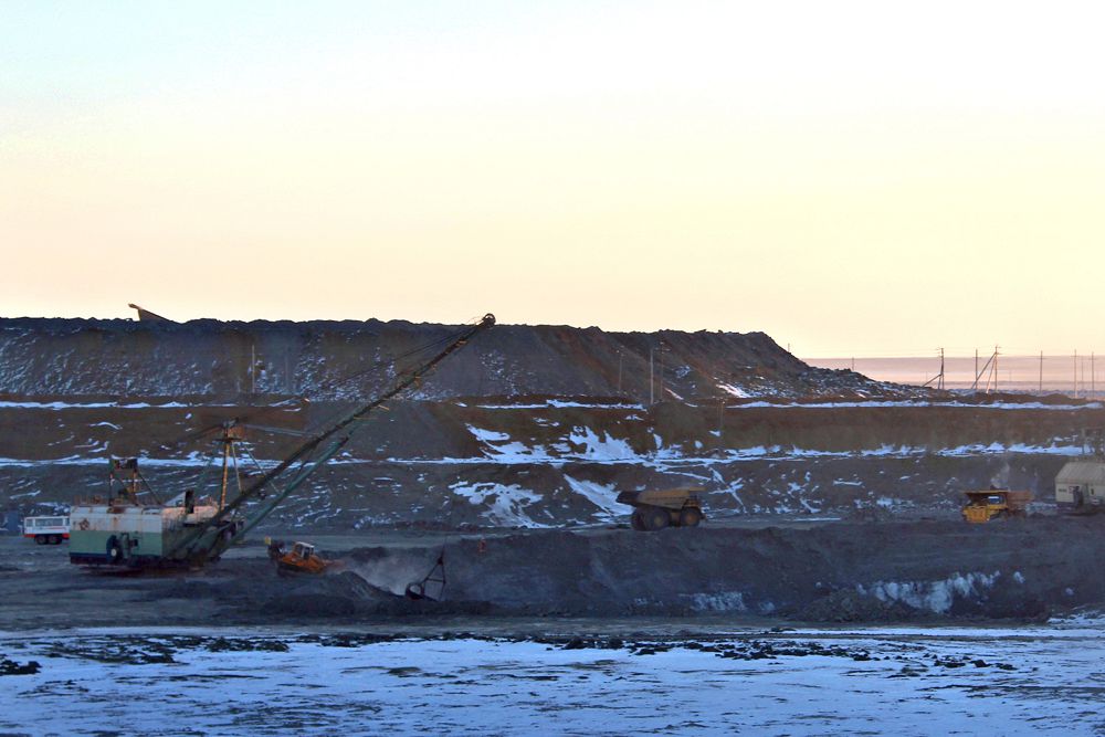 بوكسيت جاڭعىرتىلعان كارەرلەردە وندىرىلەدى