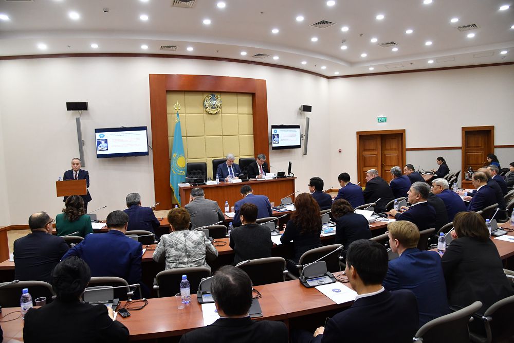 ماجىلىستە قازاقستان حالقى اسسامبلەياسى دەپۋتاتتىق توبىنىڭ وتىرىسى ءوتتى