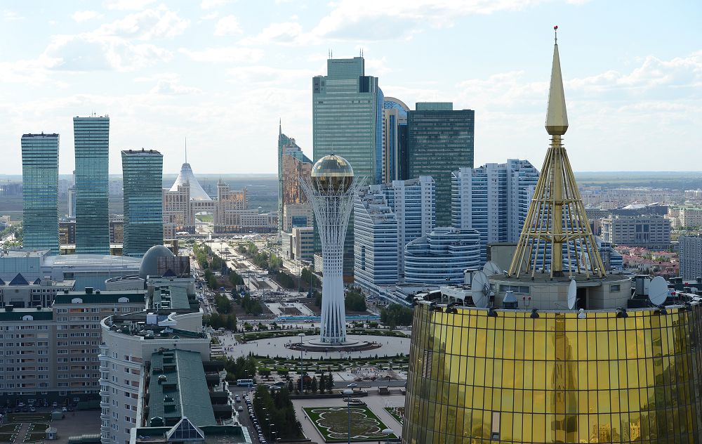 استانا-20: رەسمي زاڭدىلىق پەن سيمۆوليكالىق جاراسىم بار