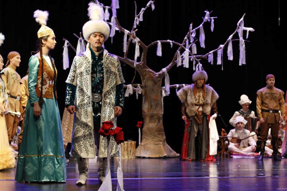 ۇلتتىق مۇرانى  ۇلىقتاعان ميۋزيكل