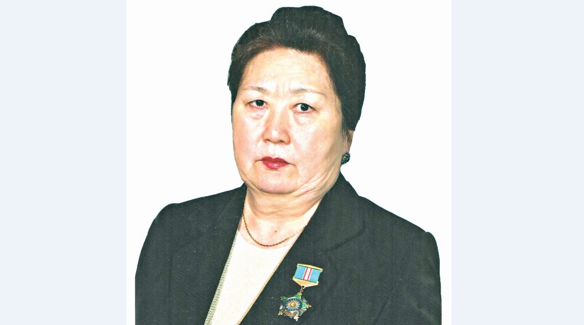 «بەشبارماق» ءسوزى ءھام گولوششەكيننىڭ سايقىمازاعى