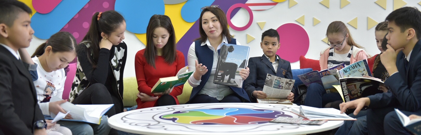 استانانىڭ كيەلى ورىندارى جايلى كىتاپتىڭ تانىستىرىلىمى ءوتتى