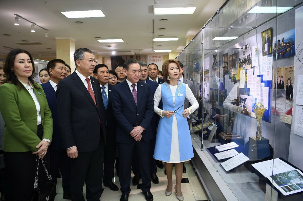 كوشباسشىلىق فەنومەنى