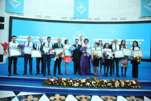 ەلباسى قورى سىيلىعىنىڭ لاۋرەاتتارى ماراپاتتالدى