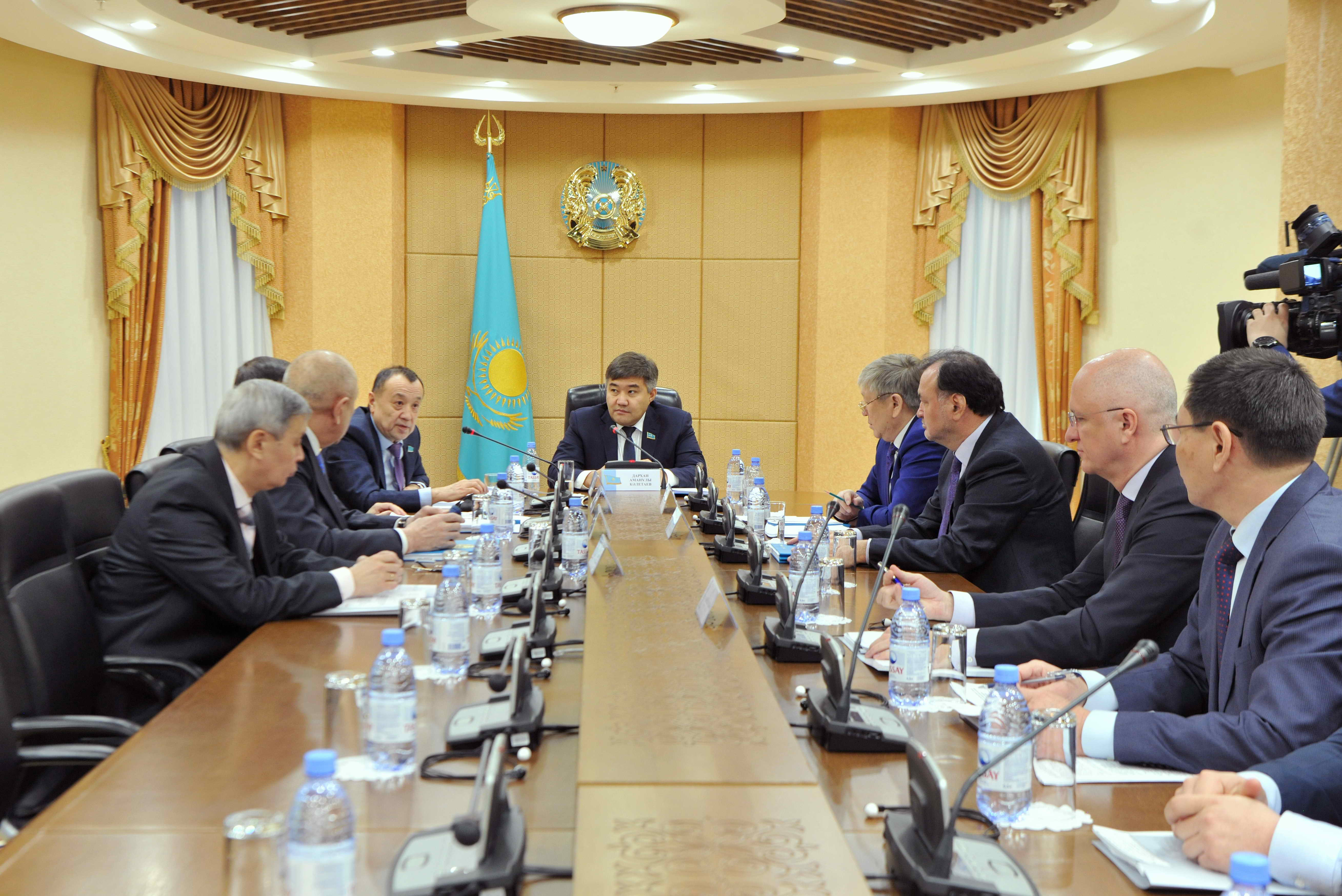 تەڭiز كەمە قاتىناسى قاۋiپسiزدiگiنە قاتىستى زاڭ جوباسى قارالدى