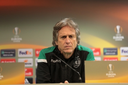 جورجە جەزۋش: ءبىز ەسەپ ءۇشىن وينامادىق