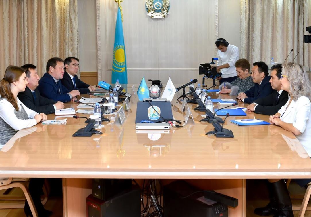 سقو-دا قازاقستان رەسپۋبليكاسى تۇڭعىش پرەزيدەنتى - ەلباسى قورىنىڭ كۇندەرى وتۋدە