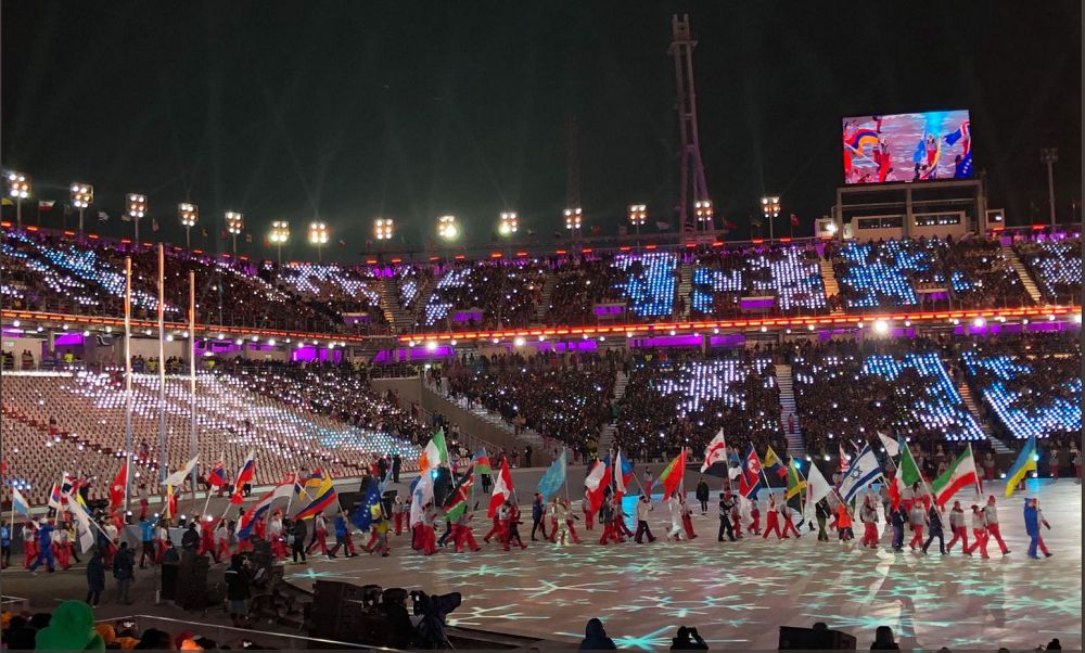 قوش, پحەنچحان! كورىسكەنشە, بەيجىڭ!