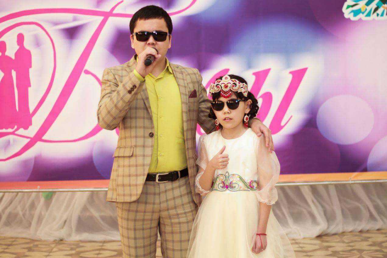 مۇنايلى اۋدانىندا مۇمكىندىگى شەكتەۋلى بالالارعا ارنالعان قايىرىمدىلىق بالى ءوتتى